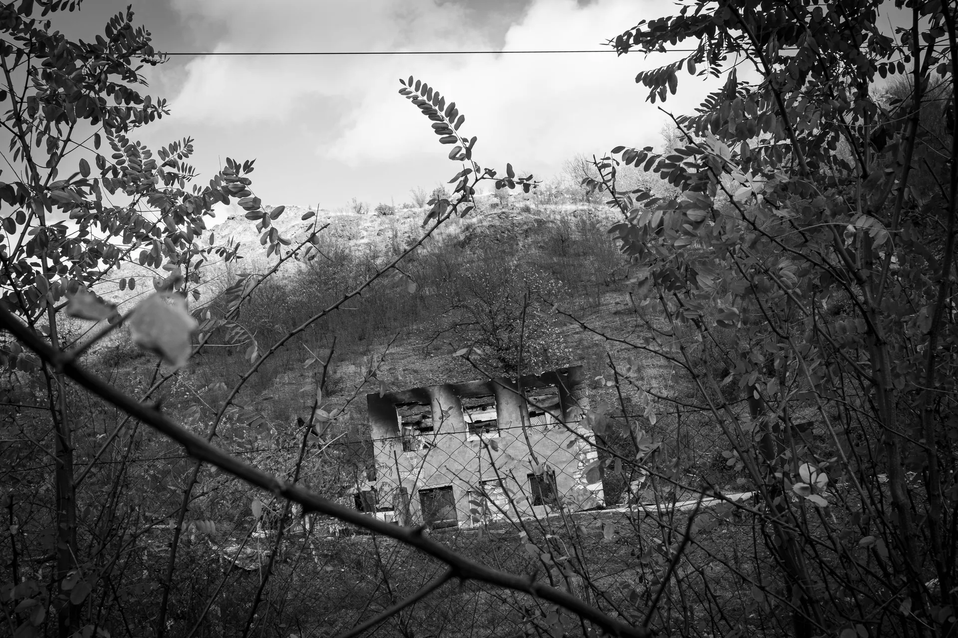 Armenians of Karabakh burned their homes to avoid leaving them to the Azerbaijanis
